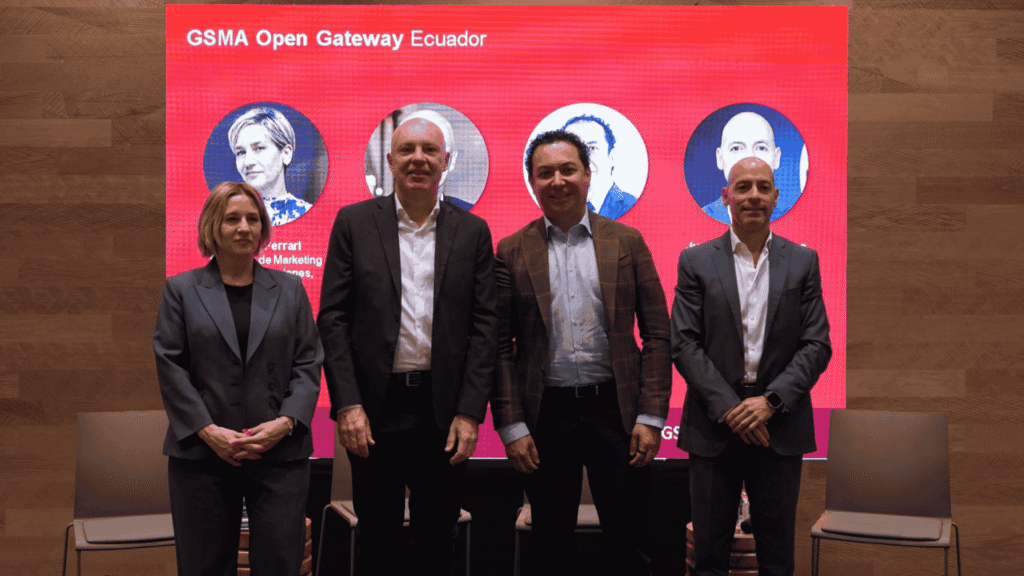 Movistar Empresas y Claro se unen a la iniciativa global de la GSMA que facilita el desarrollo de aplicaciones más seguras para los usuarios.