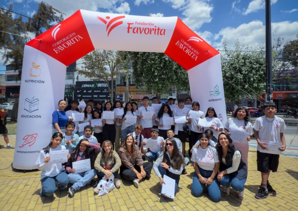 “Tejiendo Futuro”